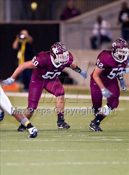 Thumbnail 3 in Chapel Hill vs. Columbia (3A Regional Semifinals) photogallery.