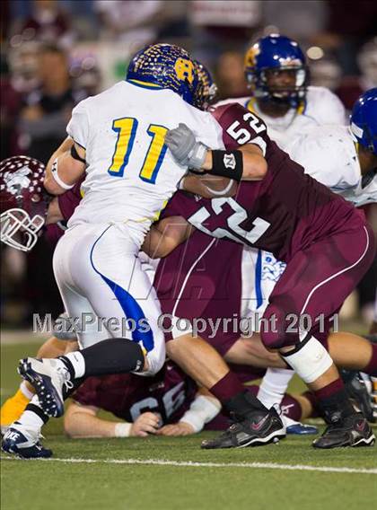 Thumbnail 3 in Chapel Hill vs. Columbia (3A Regional Semifinals) photogallery.