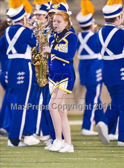 Thumbnail 1 in Chapel Hill vs. Columbia (3A Regional Semifinals) photogallery.