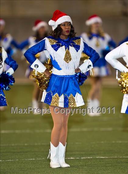 Thumbnail 1 in Chapel Hill vs. Columbia (3A Regional Semifinals) photogallery.