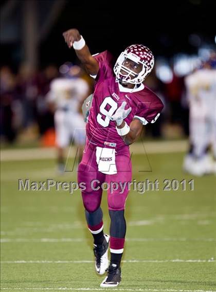 Thumbnail 1 in Chapel Hill vs. Columbia (3A Regional Semifinals) photogallery.