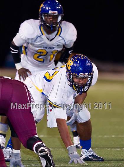 Thumbnail 1 in Chapel Hill vs. Columbia (3A Regional Semifinals) photogallery.