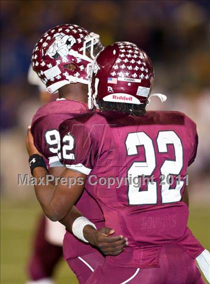 Thumbnail 2 in Chapel Hill vs. Columbia (3A Regional Semifinals) photogallery.