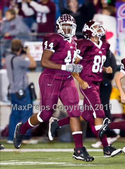 Thumbnail 2 in Chapel Hill vs. Columbia (3A Regional Semifinals) photogallery.