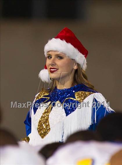 Thumbnail 1 in Chapel Hill vs. Columbia (3A Regional Semifinals) photogallery.