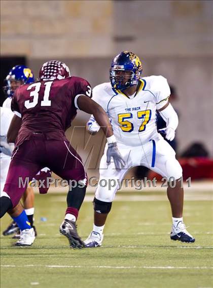 Thumbnail 1 in Chapel Hill vs. Columbia (3A Regional Semifinals) photogallery.