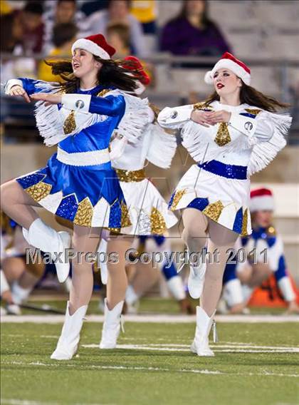 Thumbnail 1 in Chapel Hill vs. Columbia (3A Regional Semifinals) photogallery.