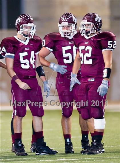 Thumbnail 2 in Chapel Hill vs. Columbia (3A Regional Semifinals) photogallery.