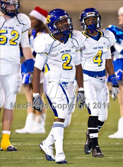 Thumbnail 1 in Chapel Hill vs. Columbia (3A Regional Semifinals) photogallery.