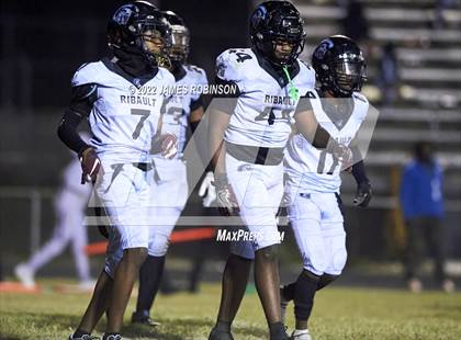 Thumbnail 2 in ED White @ Ribault photogallery.