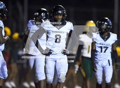 Thumbnail 1 in ED White @ Ribault photogallery.