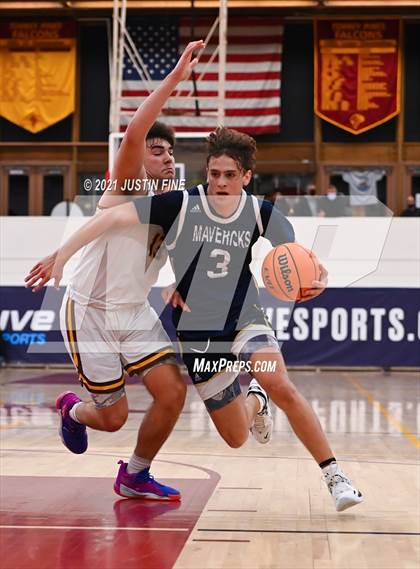 Thumbnail 1 in Francis Parker vs. La Costa Canyon (Torrey Pines Holiday Classic) photogallery.