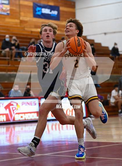 Thumbnail 1 in Francis Parker vs. La Costa Canyon (Torrey Pines Holiday Classic) photogallery.