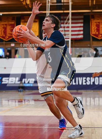 Thumbnail 2 in Francis Parker vs. La Costa Canyon (Torrey Pines Holiday Classic) photogallery.
