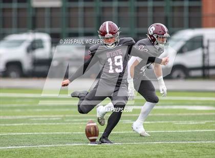 Thumbnail 2 in State College vs. Wilkes-Barre (PIAA Class 6A First Round) photogallery.