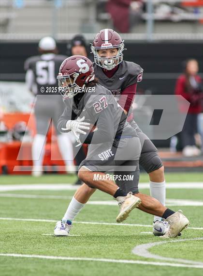 Thumbnail 3 in State College vs. Wilkes-Barre (PIAA Class 6A First Round) photogallery.