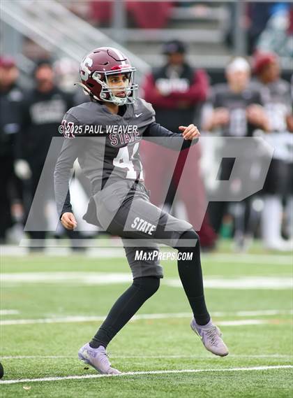 Thumbnail 2 in State College vs. Wilkes-Barre (PIAA Class 6A First Round) photogallery.