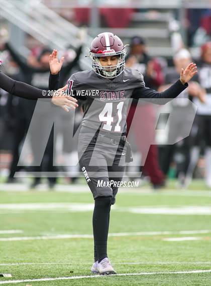 Thumbnail 1 in State College vs. Wilkes-Barre (PIAA Class 6A First Round) photogallery.