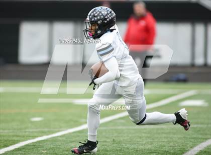 Thumbnail 2 in State College vs. Wilkes-Barre (PIAA Class 6A First Round) photogallery.