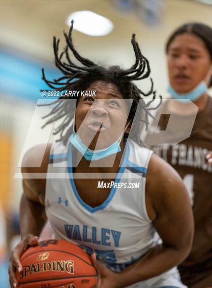 Thumbnail 1 in Saint Francis vs Valley Christian (CIF Open Division Final) photogallery.