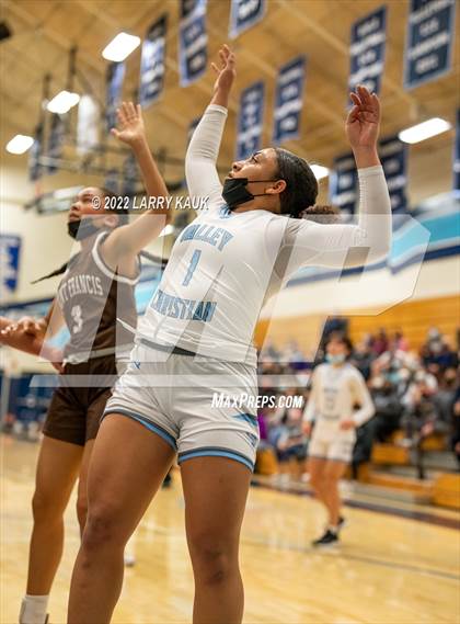 Thumbnail 2 in Saint Francis vs Valley Christian (CIF Open Division Final) photogallery.