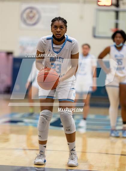 Thumbnail 2 in Saint Francis vs Valley Christian (CIF Open Division Final) photogallery.
