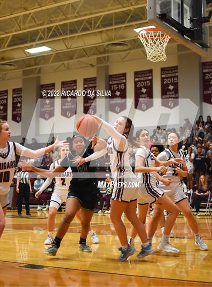 Thumbnail 2 in Cinco Ranch vs Mayde Creek photogallery.