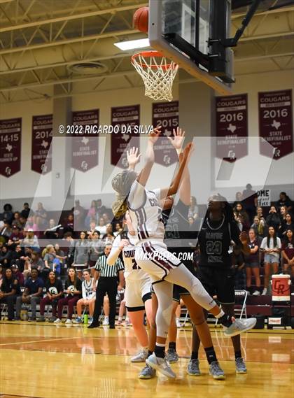 Thumbnail 3 in Cinco Ranch vs Mayde Creek photogallery.
