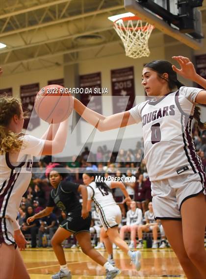 Thumbnail 3 in Cinco Ranch vs Mayde Creek photogallery.