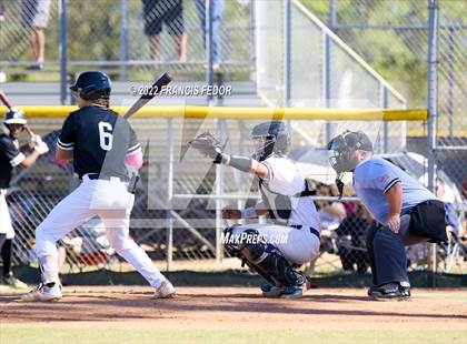 Thumbnail 3 in Lennard vs. Robinson photogallery.