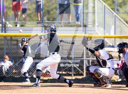 Thumbnail 3 in Lennard vs. Robinson photogallery.