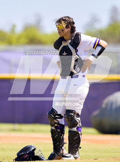 Thumbnail 1 in Lennard vs. Robinson photogallery.