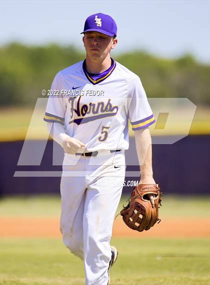 Thumbnail 1 in Lennard vs. Robinson photogallery.