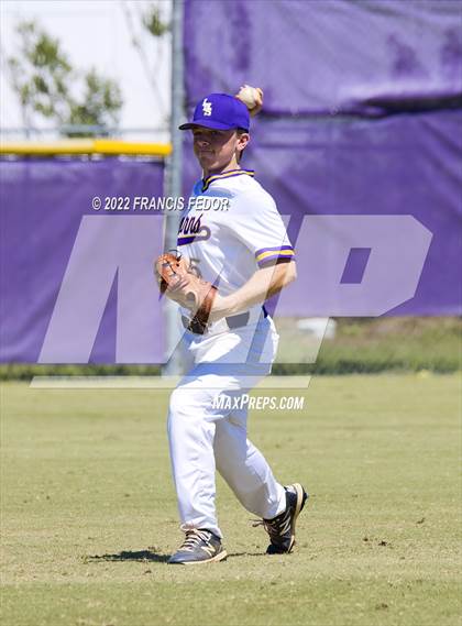Thumbnail 1 in Lennard vs. Robinson photogallery.