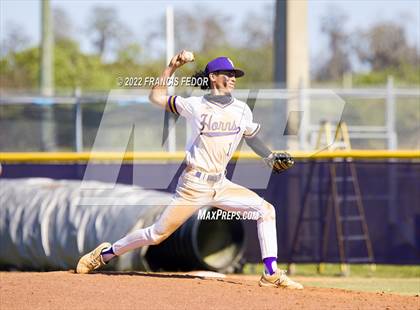 Thumbnail 2 in Lennard vs. Robinson photogallery.
