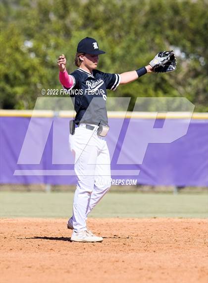 Thumbnail 3 in Lennard vs. Robinson photogallery.
