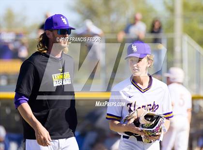 Thumbnail 2 in Lennard vs. Robinson photogallery.