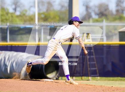 Thumbnail 1 in Lennard vs. Robinson photogallery.