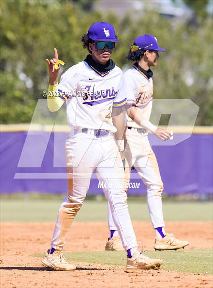 Thumbnail 3 in Lennard vs. Robinson photogallery.