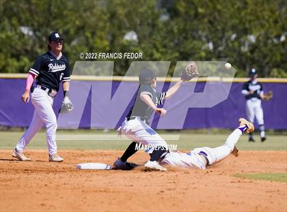 Thumbnail 2 in Lennard vs. Robinson photogallery.