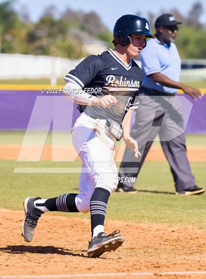 Thumbnail 3 in Lennard vs. Robinson photogallery.
