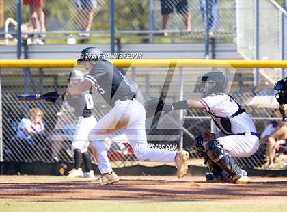 Thumbnail 2 in Lennard vs. Robinson photogallery.