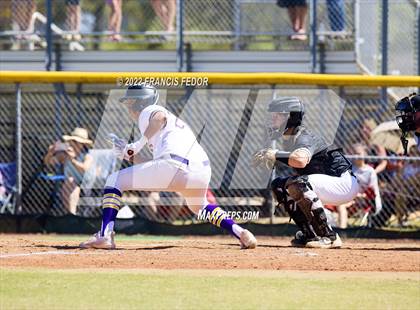 Thumbnail 3 in Lennard vs. Robinson photogallery.