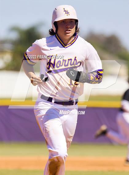 Thumbnail 3 in Lennard vs. Robinson photogallery.