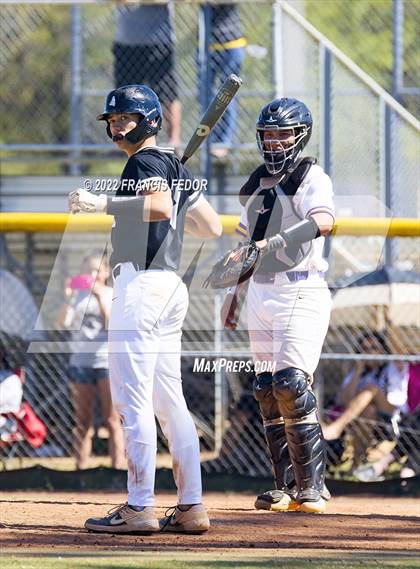 Thumbnail 3 in Lennard vs. Robinson photogallery.