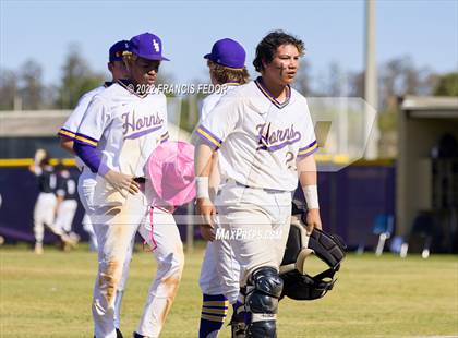 Thumbnail 1 in Lennard vs. Robinson photogallery.