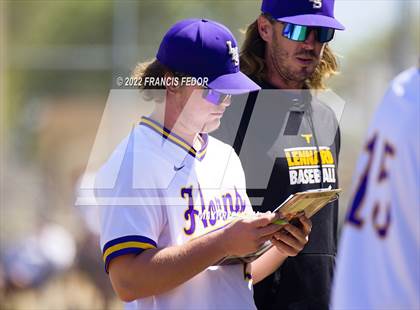 Thumbnail 1 in Lennard vs. Robinson photogallery.