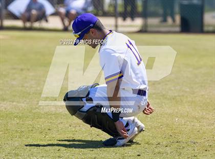 Thumbnail 2 in Lennard vs. Robinson photogallery.