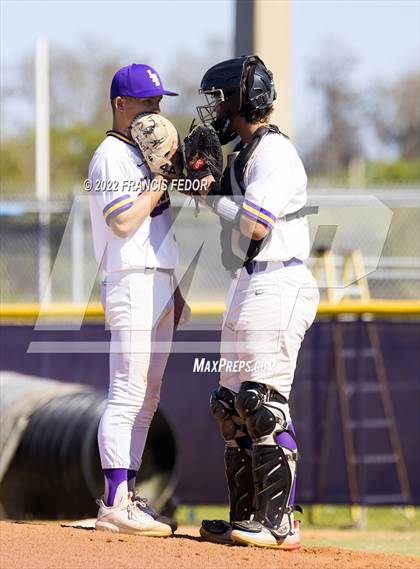 Thumbnail 3 in Lennard vs. Robinson photogallery.