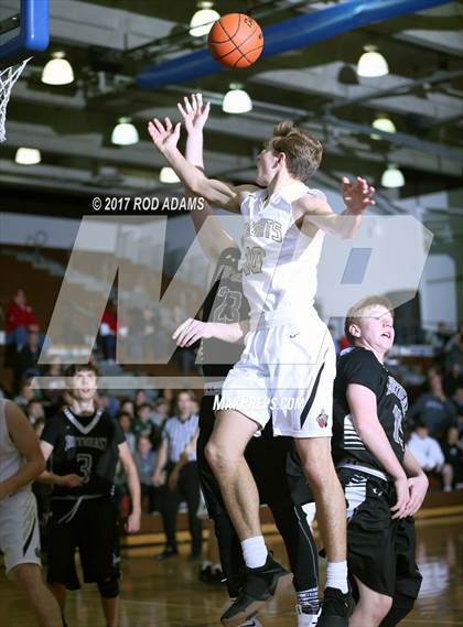 Thumbnail 1 in Lincoln Southeast vs. Lincoln Northeast (HAC Tournament) photogallery.